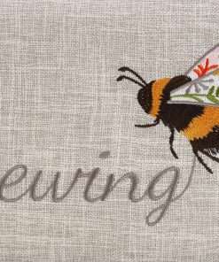 Hobby Gift Exclusive Medium Sewing Craft Hobby Storage Box, Accessories Tray Pin Cushion Pocket PVC Handle Embroidered Lid 18.5 x 25.5 x 14.5cm, Embroidered Sewing Bee - 4