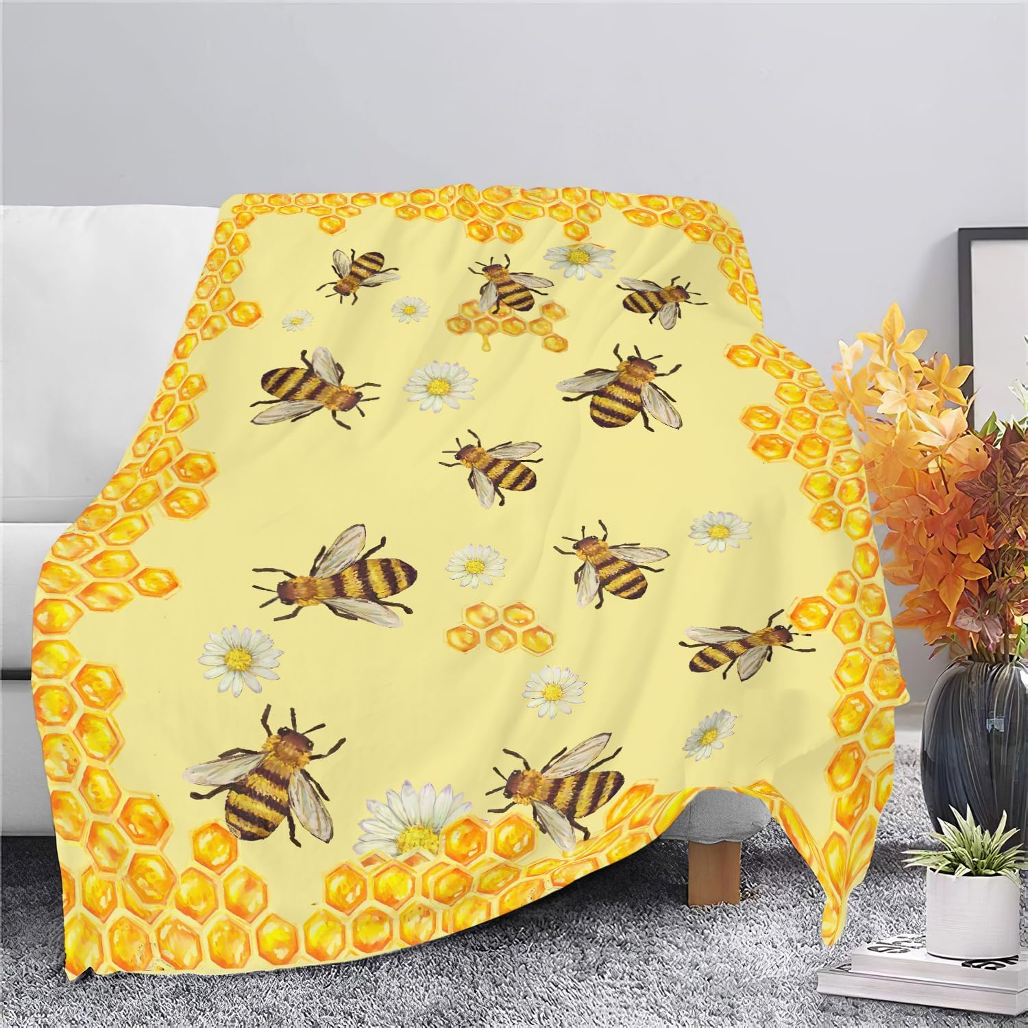 Bee Throw Blanket Bee Stuff Gifts for Kids Girls Boys Adults Women Man Soft Cozy Warm Plush Fluffy Fuzzy Fleece Blanket Decor 40X50 - 4
